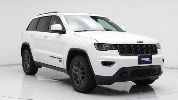JEEP GRAND CHEROKEE 2017 1C4RJFAGXHC645946 image